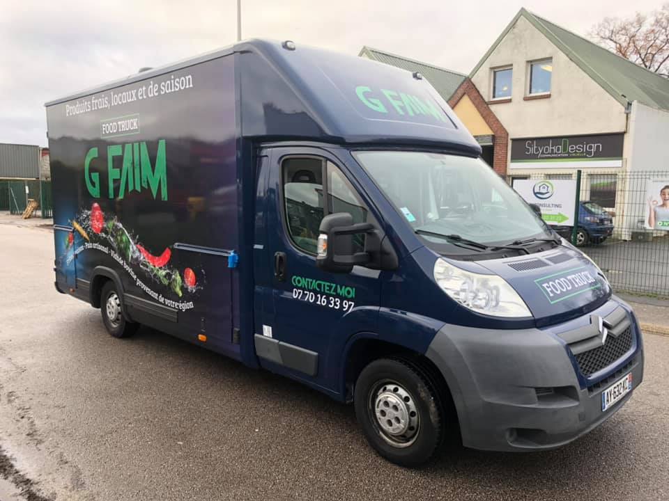 marquage-adhésif-renault-trafic-pas-cher-agence-de-publicité-rouen-covering-camion-rouen