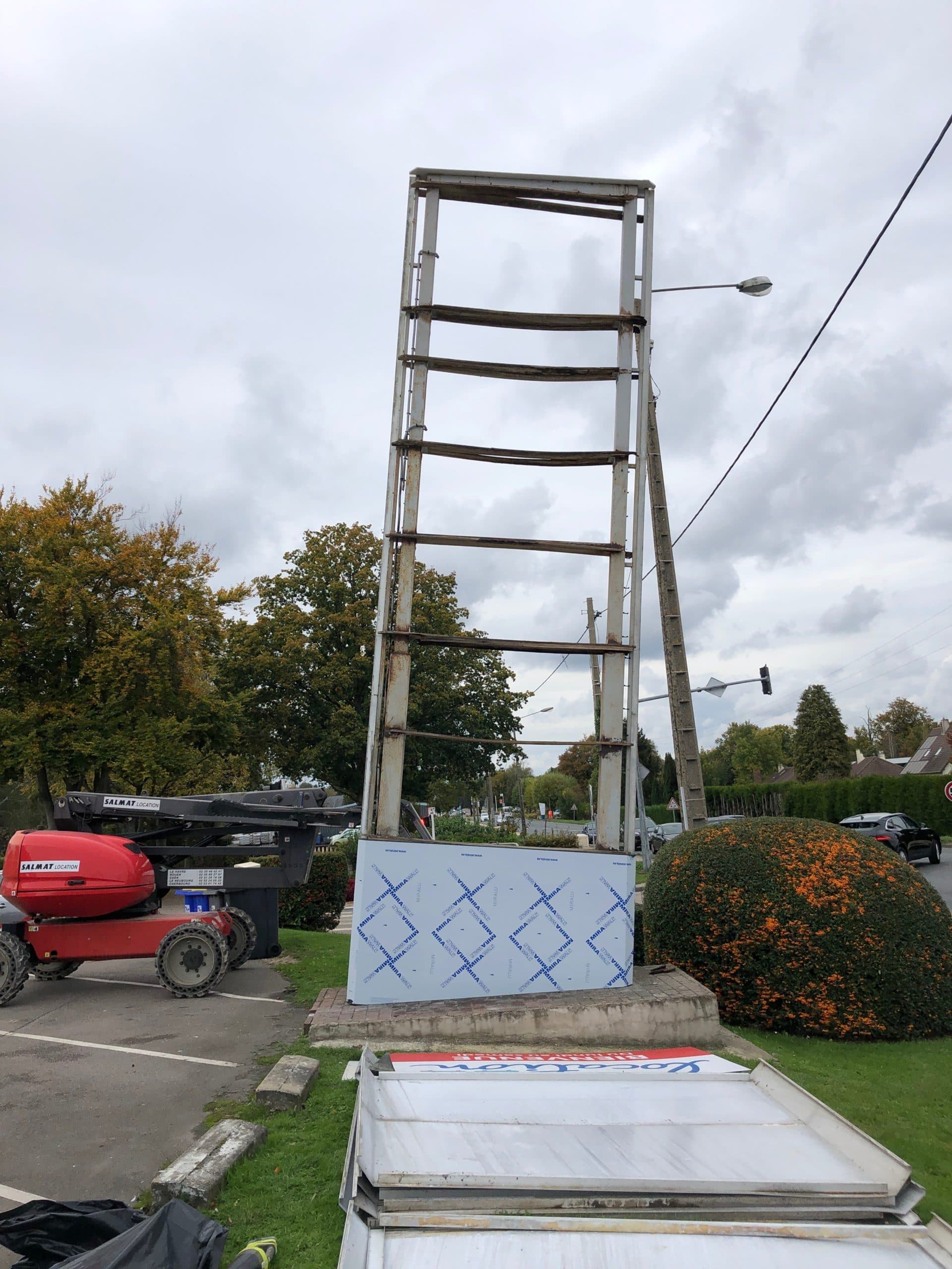 réalisation-totem-lumineux-rouen-76-nomandie-sityoka-design