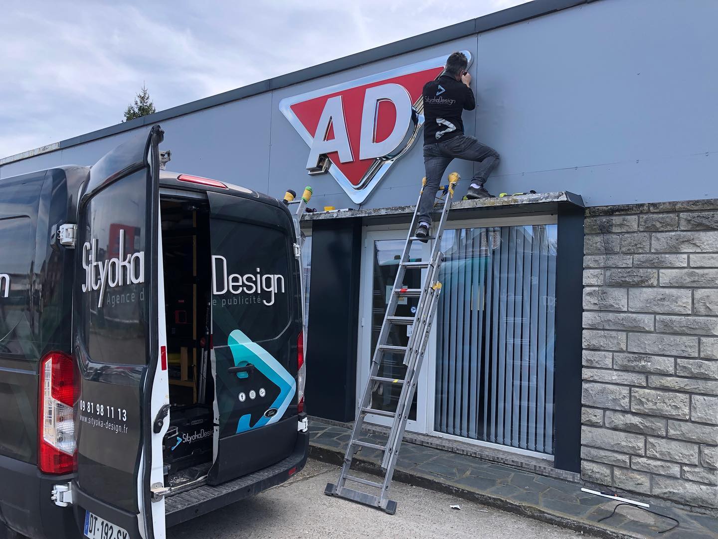 enseigne-signaletique-76-normandie-pas-cher-signaletique-lettrage-sur-mesure-76-rouen-sityoka-design4 pose-lettrage-pas-cher-forex-rouen-76-signaletique-rouen-sityoka-design